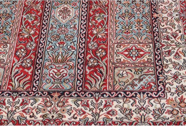 Jedinečný jemný hodvábny koberec Kašmír ručne tkaný Silk 18/18 1,02 x 1,51 m