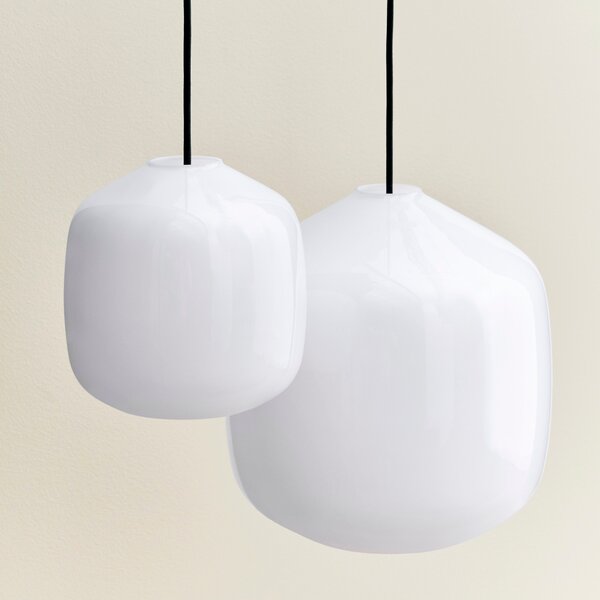 Závesná lampa Buoy Glass Pendant, 300, Clay White – HAY