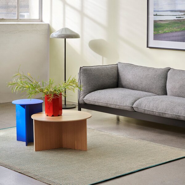 Odkladací stolík Slit Wood, High Vivid Blue – HAY