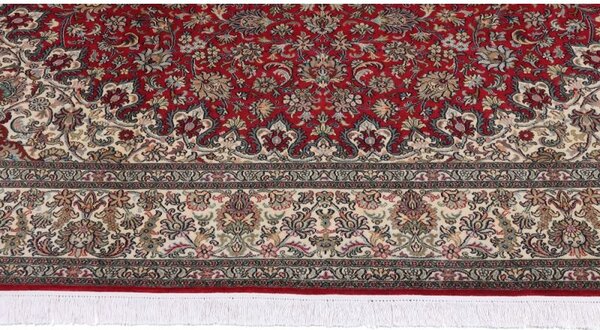 Červený orientálny koberec z Kašmírskeho hodvábu 2,40 x 3,40 m