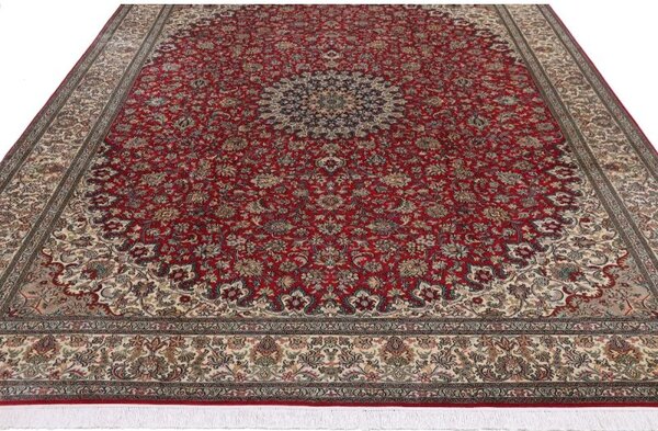 Červený orientálny koberec z Kašmírskeho hodvábu 2,40 x 3,40 m