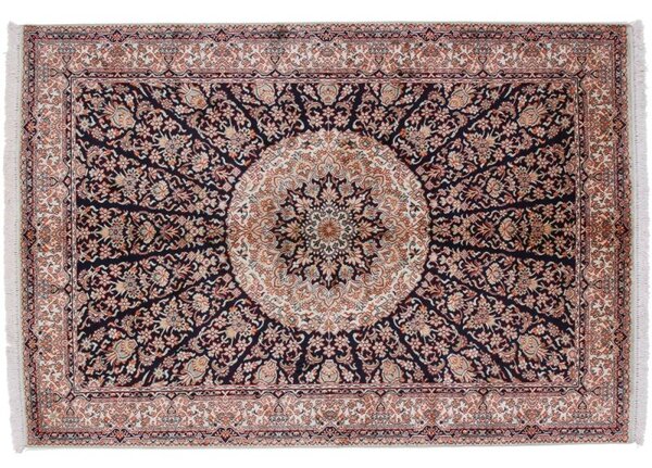 Hviezdny orientálny koberec z Kašmírskeho hodvábu 1,20 x 1,70 m