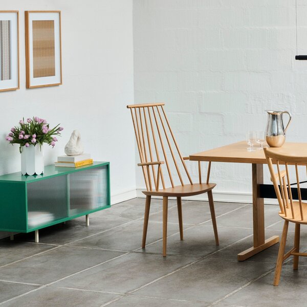 Jedálenská stolička J110, Dark Oiled Oak – HAY
