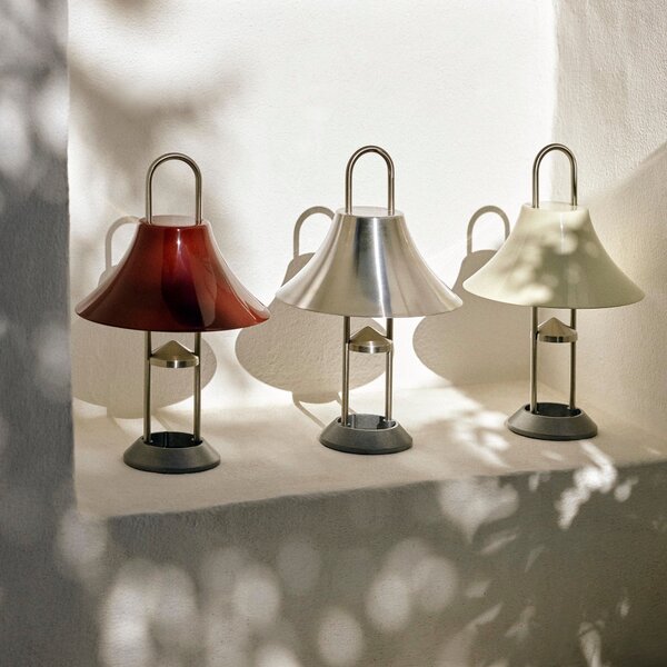 Prenosná lampa Mousqueton, Brushed Stainless Steel – HAY