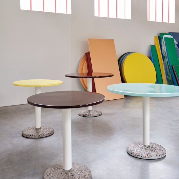 Záhradný stôl Ceramic Ø70, Bright Yellow – HAY