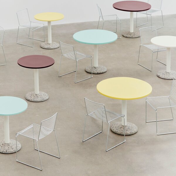 Záhradný stôl Ceramic Ø70, Bright Yellow – HAY