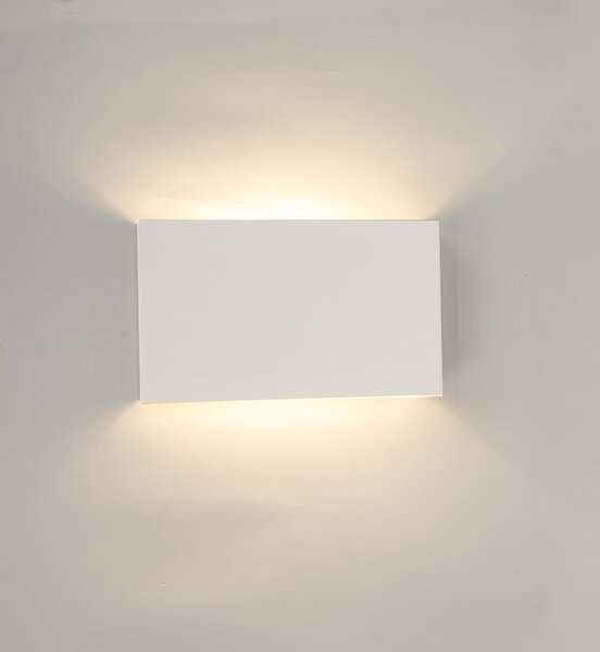 Moderná nástenná lampa biela - Otan