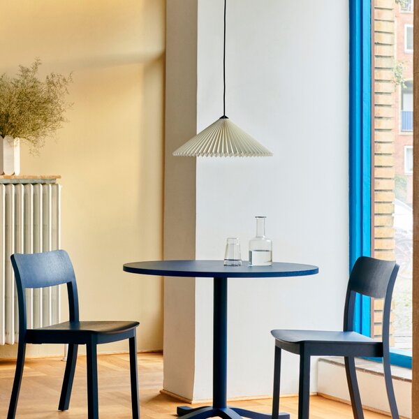 Závesná lampa Matin 300, White – HAY