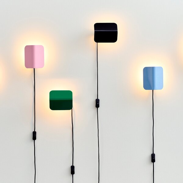 Nástenná lampa Apex Wall, Pastel Blue – HAY