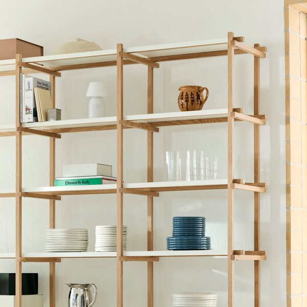 Policový systém Woody Column High, Oak / Almond White – HAY
