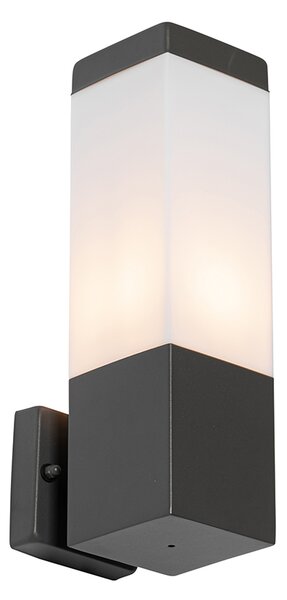 Moderná vonkajšia nástenná lampa tmavosivá s opálom - Malios