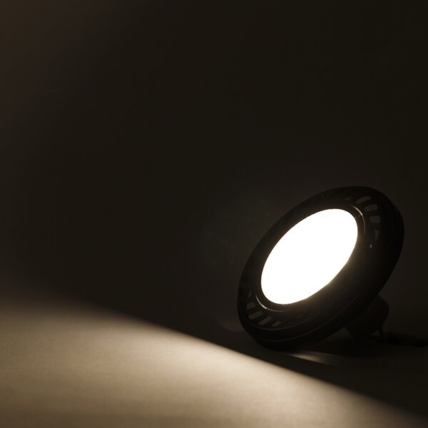 GU10 3-stupňovo stmievateľná LED žiarovka AR111 8W 700lm 2700K