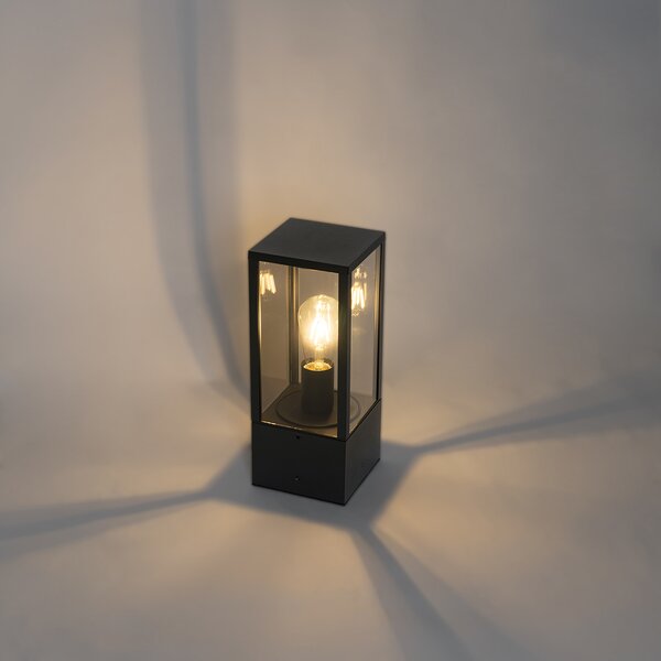 Vonkajšia stojaca lampa čierna s dymovým sklom 40 cm IP44 - Charlois