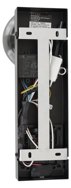 Moderné nástenné svietidlo čierne 2-svetelné naklápacie s portom USB-C - Lesly