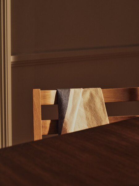 Obrus Hale Cashmere/Mocha/Indigo Blue 150 × 240 cm