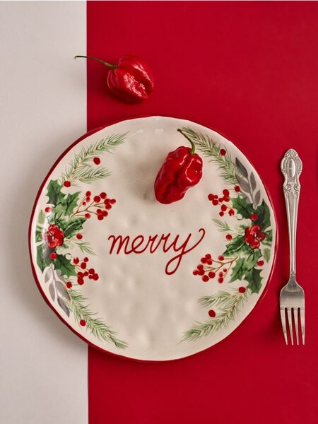 Sinsay - Vianočný keramický tanier s nápisom “Merry” - biela