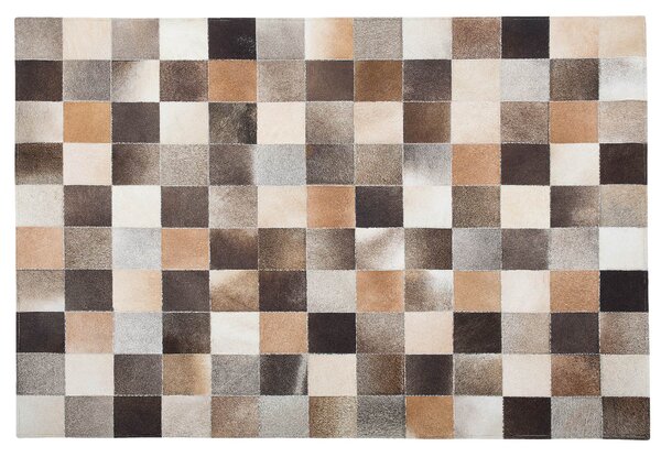 Koberec viacfarebný hnedá béžová hovädzia koža 160 x 230 cm patchworkový vzor obdĺžnikový tvar ručná výroba moderný štýl obývačka spálňa