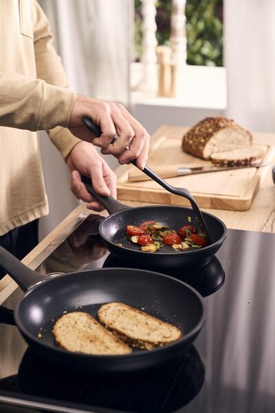 SADA PANVÍC keramický povrch 2-dielne 24/28 cm Henckels by ZWILLING - Online Only bytové doplnky, Online Only