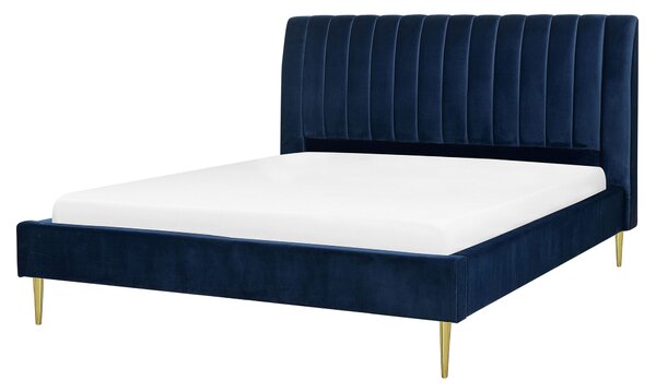 Čalúnená posteľ modrá zamatová čalúnená 160 x 200 cm s lamelovým roštom vysoké čelo elegantný dizajn spálňa