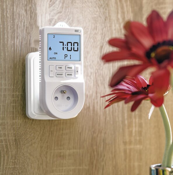 Aqualine Aqualine, Zásuvkový termostat s funkciou digitálnej spínačovej zásuvky, P5660FR
