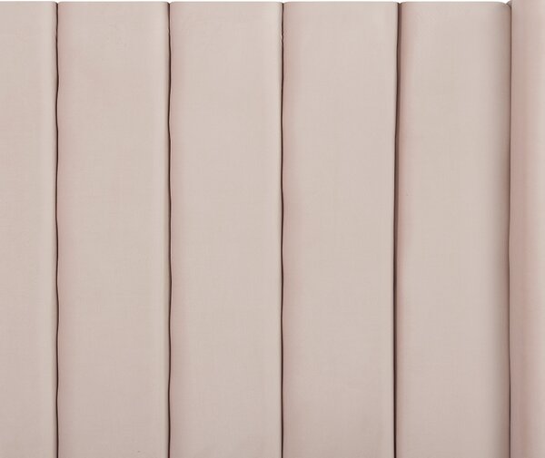 Posteľ pastelová ružová zamatové čalúnenie 180 x 200 cm s roštom a úložným priestorom vysoké čelo odkladacia lavica moderný štýl spálňa