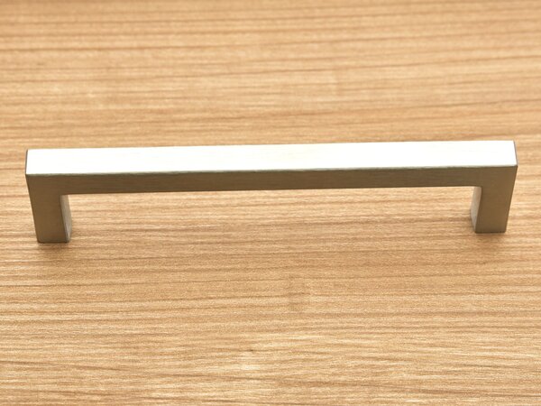 Hettich ANZIO 10 nerez kartáčovaný 736 mm