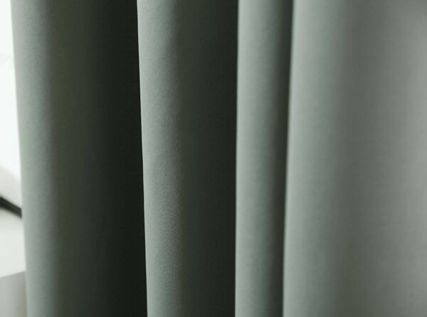 Sivozelený záves OXFORD 140x250 cm Zavesenie: Kovové krúžky
