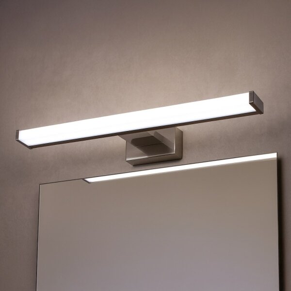 LED Kúpeľňové osvetlenie zrkadla MIRORE LED/8W/230V 40 cm IP44 lesklý chróm