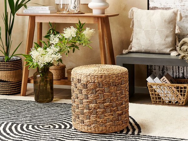 Puf prírodná farba morská tráva vodný hyacint 40 cm polystyrénová výplň taburetka v boho štýle