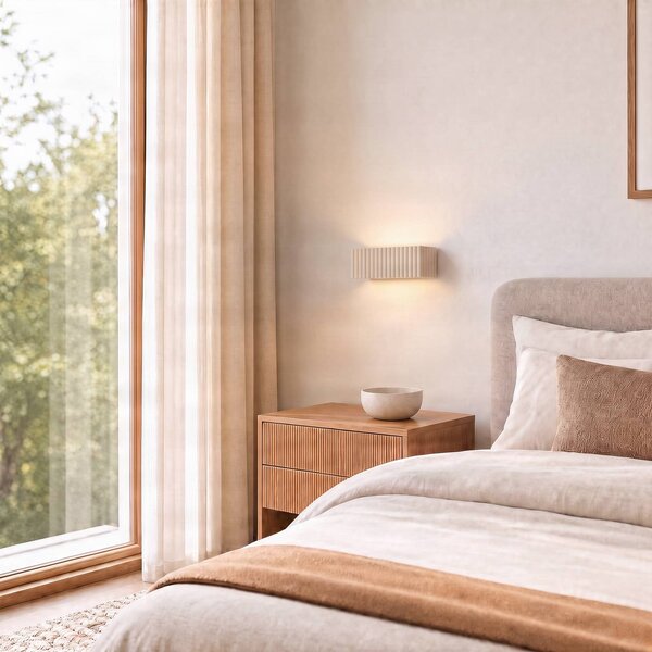 SOLLUX LIGHTING Nástenné svetlo Rigata, béžová, keramika, dĺžka 34 cm, smer svetla nahor/nadol, Krémová / jantárovo žltá, Chodba, Keramický, Moderný, Nástenné svietidlo