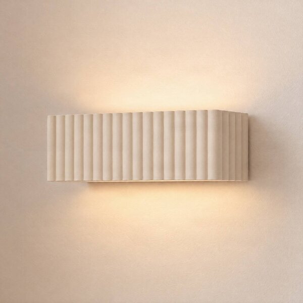 SOLLUX LIGHTING Nástenné svetlo Rigata, béžová, keramika, dĺžka 34 cm, smer svetla nahor/nadol, Krémová / jantárovo žltá, Chodba, Keramický, Moderný, Nástenné svietidlo