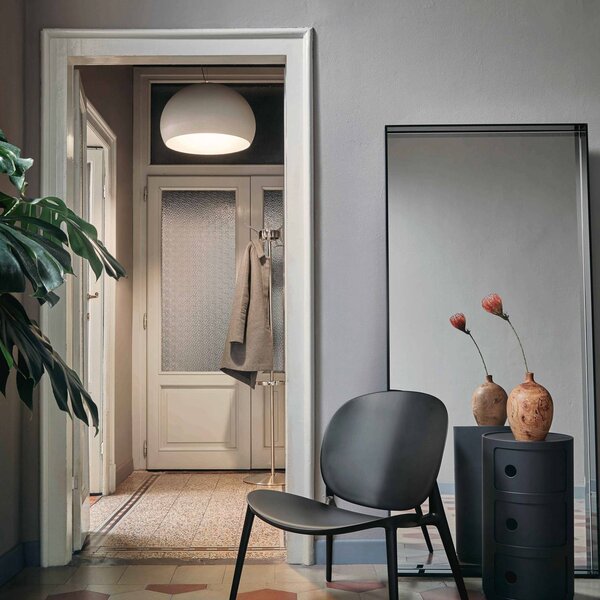 Kartell FL/Y – LED závesné svietidlo, lesklá biela, Biela / opálová, Obývacia izba / jedáleň, Plast, Dizajn, Závesné svietidlo