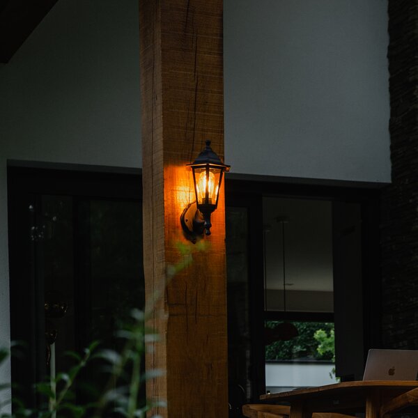 Klasická vonkajšia nástenná lampa čierna IP44 - New Haven