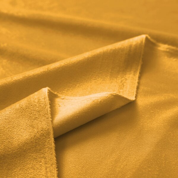 Biante Zamatový záves Velvet Prémium SVP-037 Zlatisto oranžový - šírka 135 cm 135x140 cm