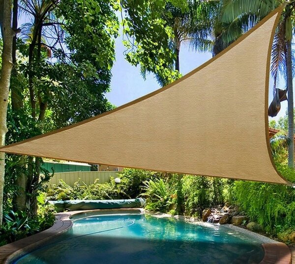 Tieniaca plachta na balkón - trojuholník - 3m - béžová (180g/m2)