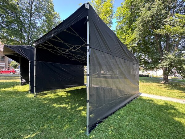 Nůžkový podiový stan 4,5x4,5 m FOH Typ konštrukcie: BEZ INTEGROVANÉHO KŠILTU