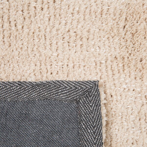 Koberec béžový 200 x 300 cm moderný všívaný strojom obdĺžnikový huňatý s vysokým vlasom