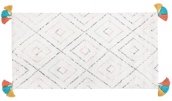 Koberec biely viacfarebný bavlna 80 x 150 cm obdĺžnikový tvar geometrický vzor so strapcami moderný boho štýl obývačka spálňa