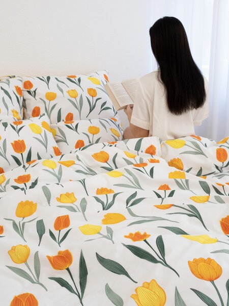 Bavlnené obliečky Renforcé - Kvety tulipánov oranžové