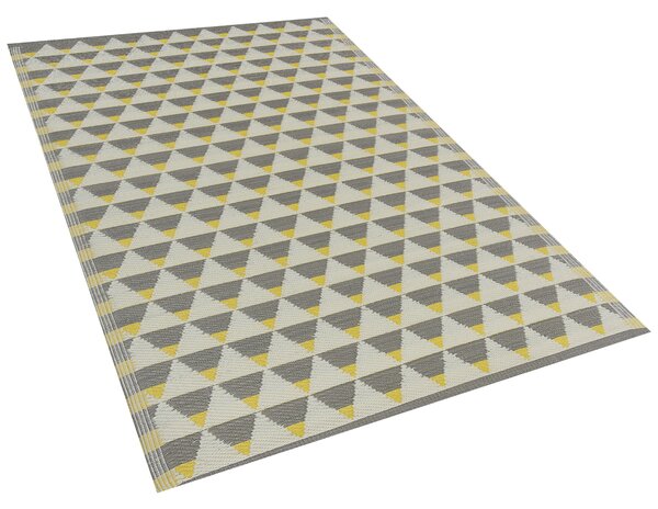 Vonkajší koberec sivý a žltý syntetický materiál obdĺžnikový 120 x 180 cm trojuholníkový vzor doplnky na balkón