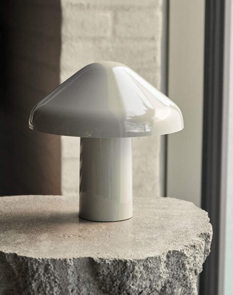 HAY Prenosná lampa Pao Ø23, cream white AE380