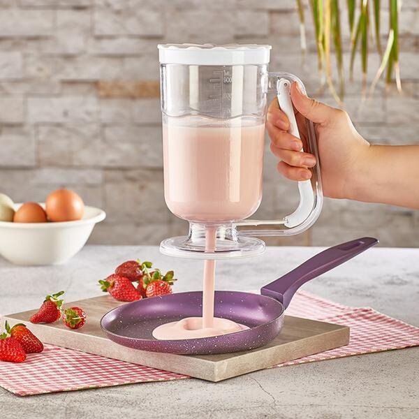 Plastový dávkovač cesta 900ml