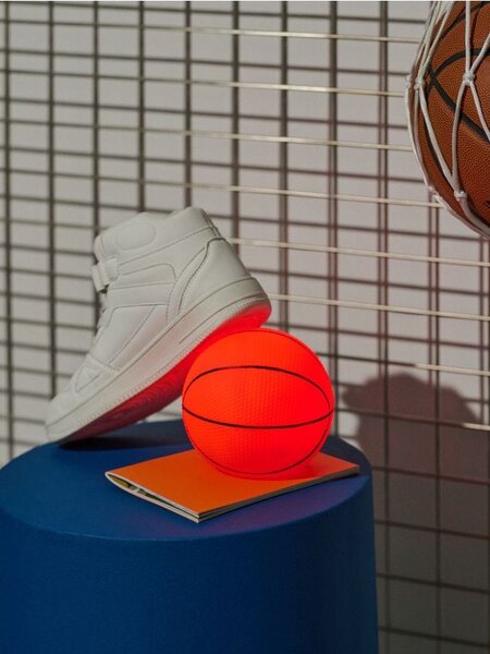 Sinsay - LED nočná lampa v tvare basketbalovej lopty - mandarínková