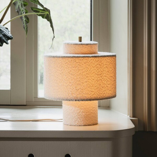 Globen Lighting Stolová lampa Noah, biela, výška 31 cm, textil, Biela / opálová, Obývacia izba / jedáleň, Textil / látka / hodváb, Škandinávsky, Stojacie svietidlo