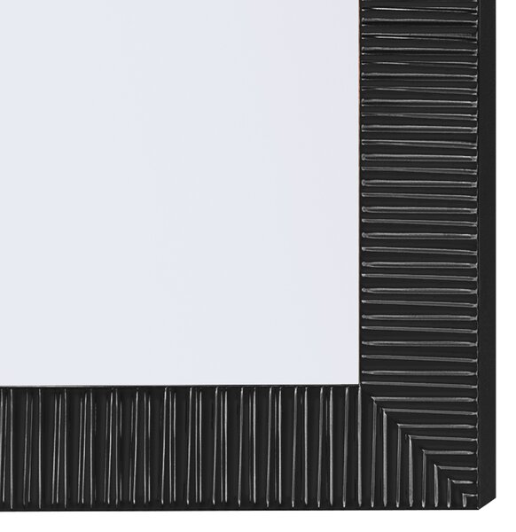 Závesné zrkadlo na stenu čierne 50 x 130 cm zarámované moderná súčasná obývacia izba chodba