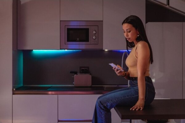 Twinkly TWL100ADP-B - LED RGB Predlžovací pásik LINE 100xLED 1,5 m Wi-Fi
