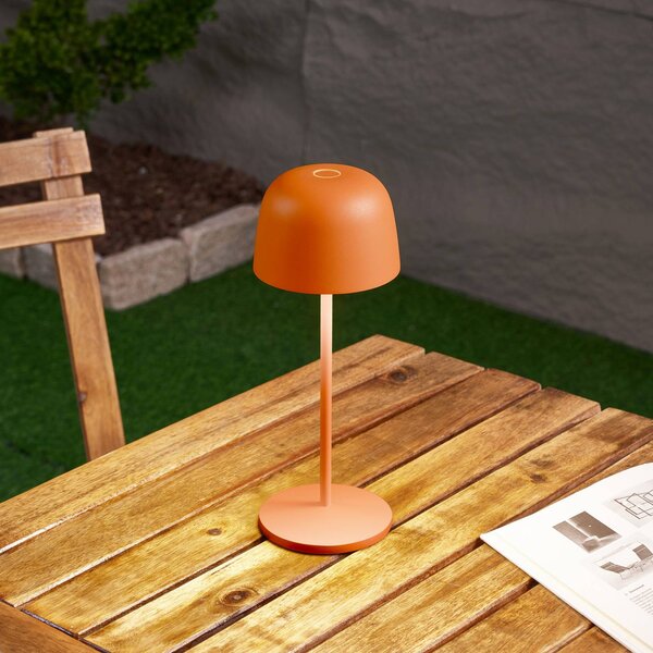 Lindby LED stolová lampa Arietty, oranžová, stmievateľná, IP65, Žltá / oranžová, Obývacia izba / jedáleň, Hliník, Moderný, Stojacie svietidlo