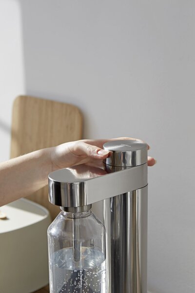 Výrobník perlivej vody Brus Stelton Steel