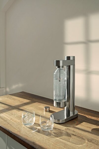 Výrobník perlivej vody Brus Stelton Steel