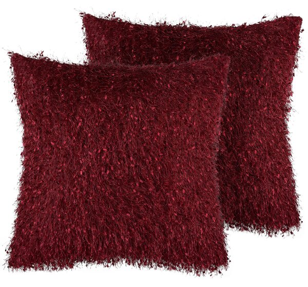 Sada 2 dekoratívnych vankúšov červená polyester 45 x 45 cm štvorcový tvar jednofarebná bez vzoru moderný štýl doplnky obývačka spálňa